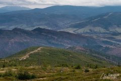 Widok spod Baraniej Góry na wschód (dolina Żabnicy)
