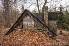 Kamienne szałasy w okolicy Przykrzycy